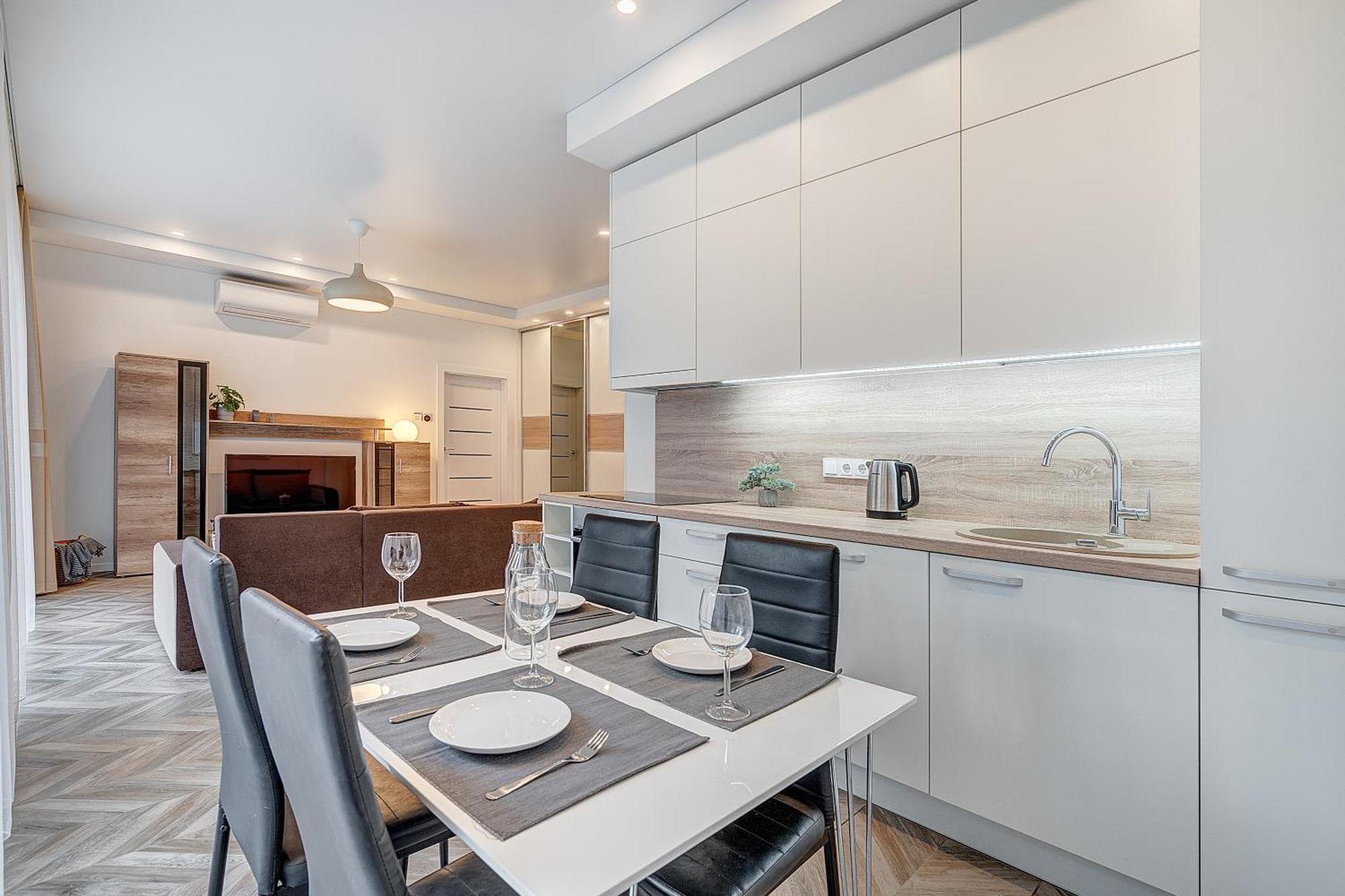 Апартаменты Cohost I New Basteja Life W-garage Prkg & Self Check-in